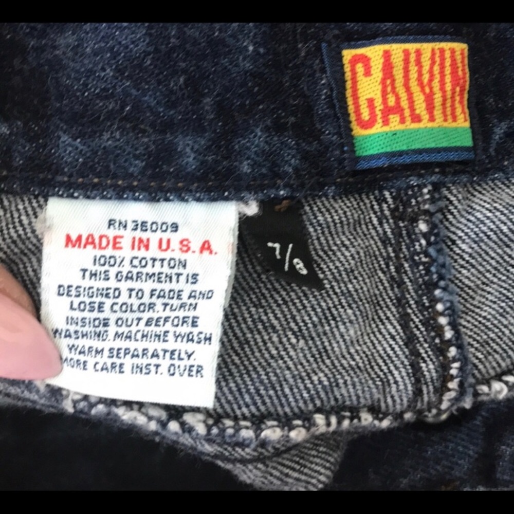 Calvin Klein Jean Skirt Size 7/8 Dark Blue Denim Cute Pocket Peace Sign Casual - Picture 6 of 8